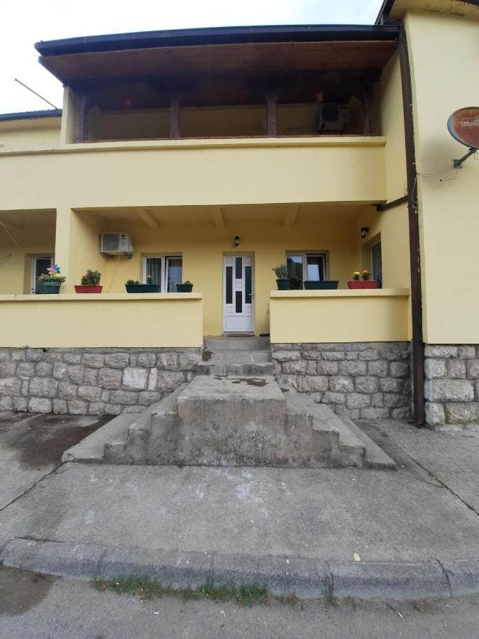 Apartments Mila Cetinje Extérieur photo